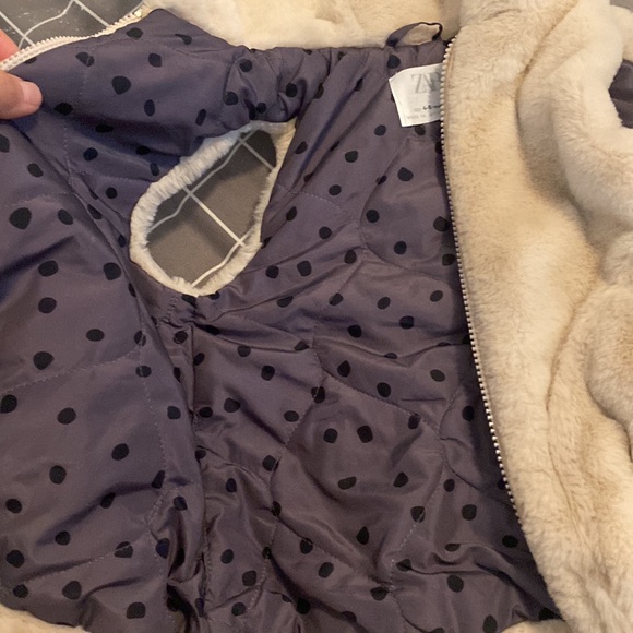 Jacket - Picture 2 of 4